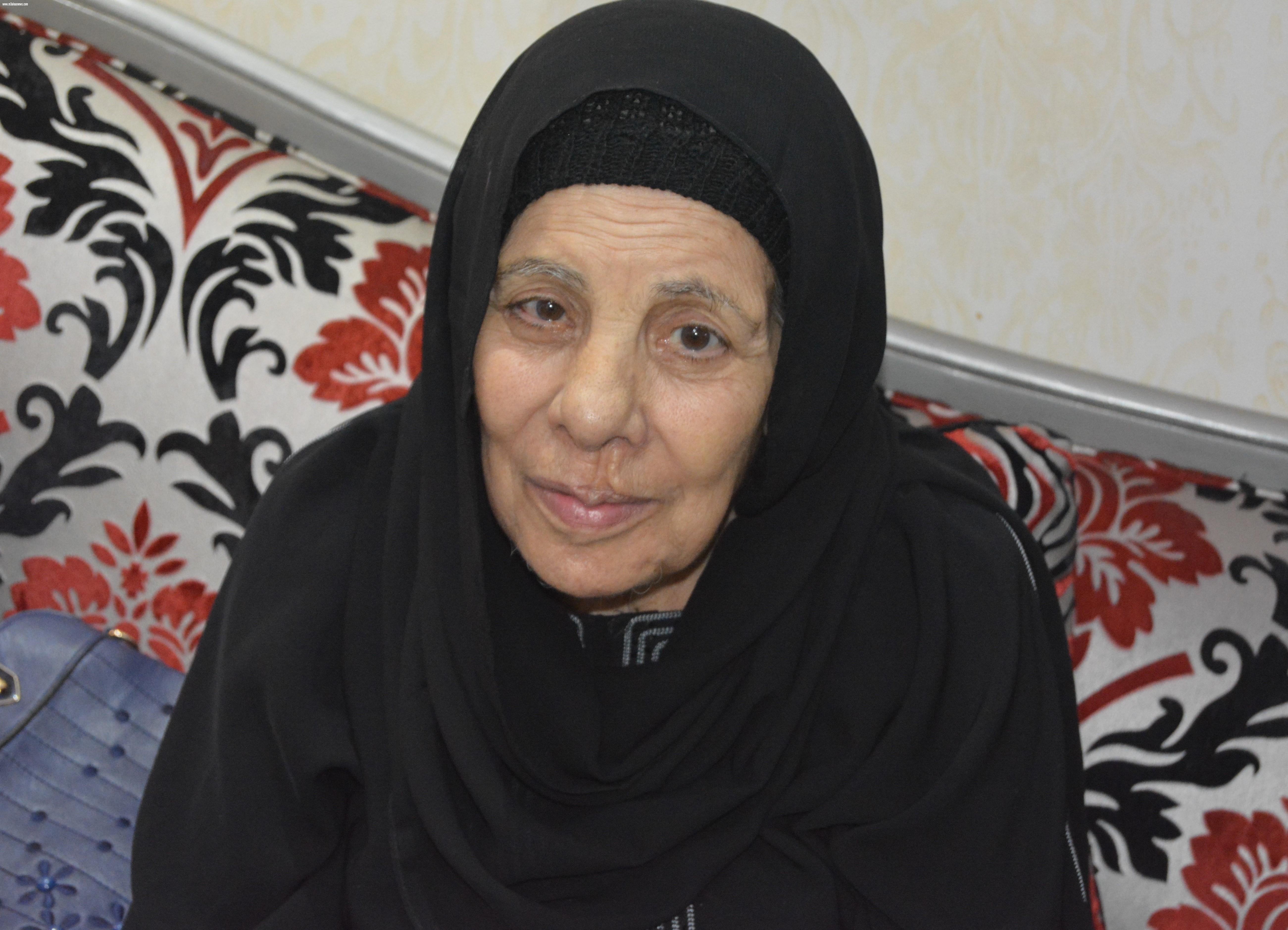 ماما هانم.. أمًا مثالية غير رسمية للأبناء والأحفاد